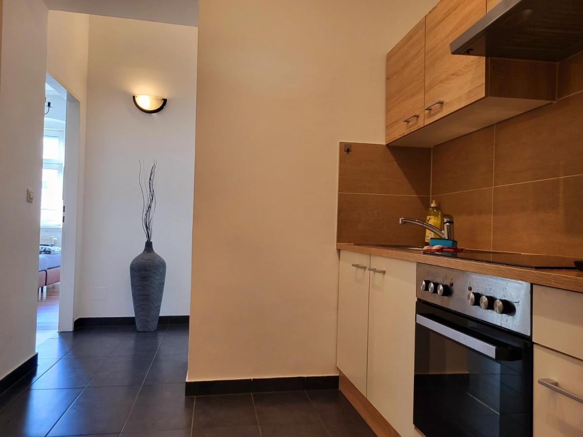 Apartment Schweglerstrasse - Near Stadthalle เวียนนา ภายนอก รูปภาพ
